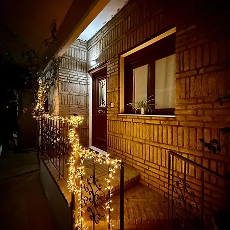 Sissy Sweet Chalet *